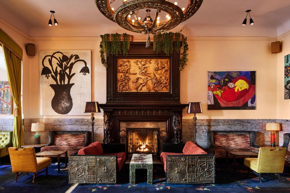 The Hotel Chelsea